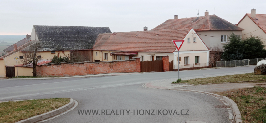 Prodej, rodinný dům, Dnešice, Plzeň - jih
